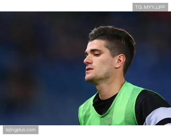 帕尔默转型前腰：精准直塞如何撕裂防线并重塑进攻角色